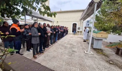 Tekirdağ’da İki Genç Kızın Cenazesi Toprağa Verildi